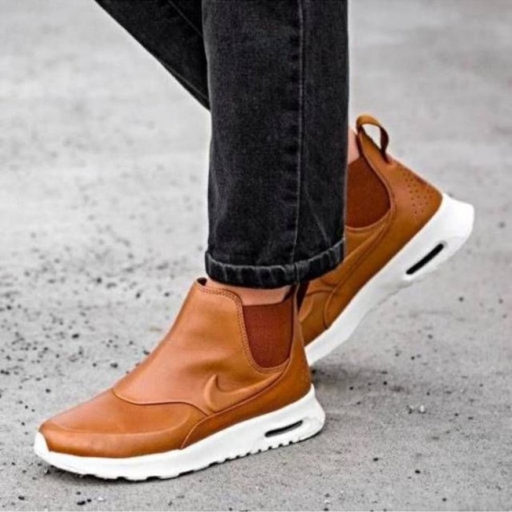 Nike Air Max Thea Mid Chelsea Women’s Sneaker Boot. - Picture 3 of 9